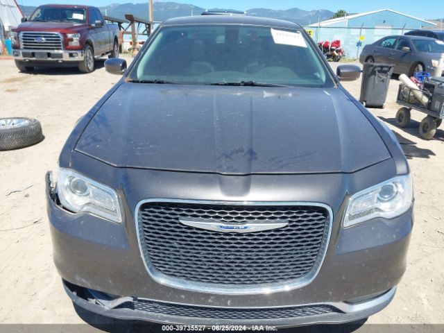 2C3CCAAG2JH308231 Chrysler 300 Touring L