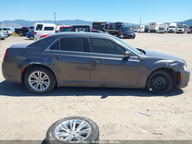 2C3CCAAG2JH308231 Chrysler 300 Touring L