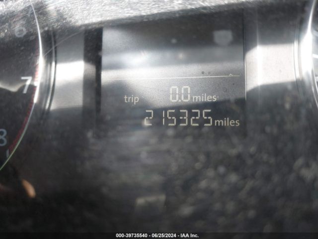 1VWAT7A35FC034601 Volkswagen Passat 1.8t Wolfsburg Edition