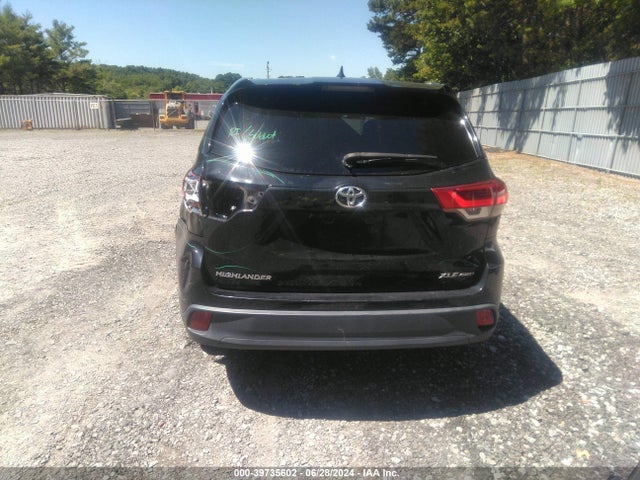 Toyota Highlander Xle 2018 5TDJZRFHXJS556181 Image 17