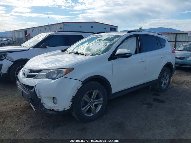 Toyota Rav4 Xle 2015 JTMRFREV2FD128143 Image 2