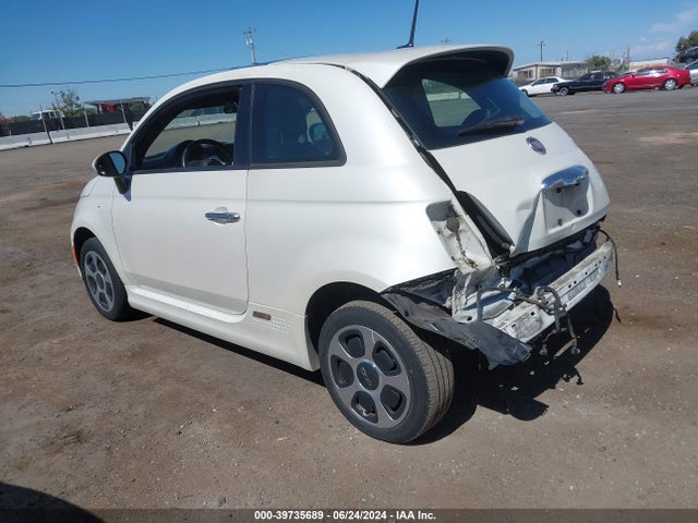 2013 FIAT 500E 3C3CFFGE7DT745955 Photo 2