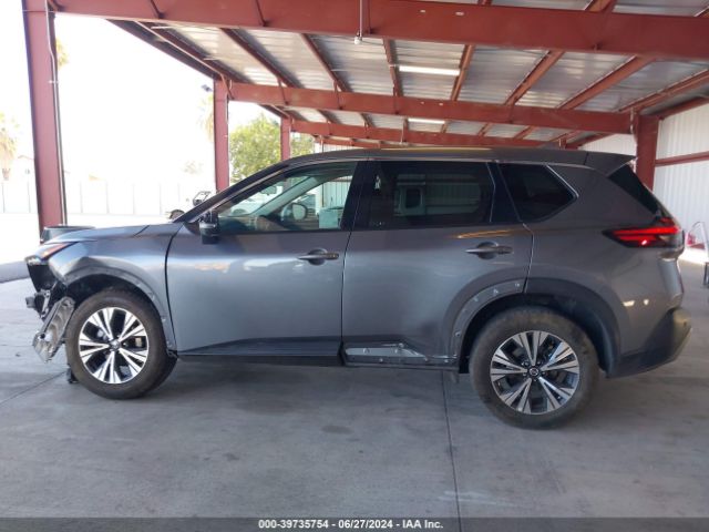 5N1AT3BB2MC768753 Nissan Rogue Sv Intelligent Awd
