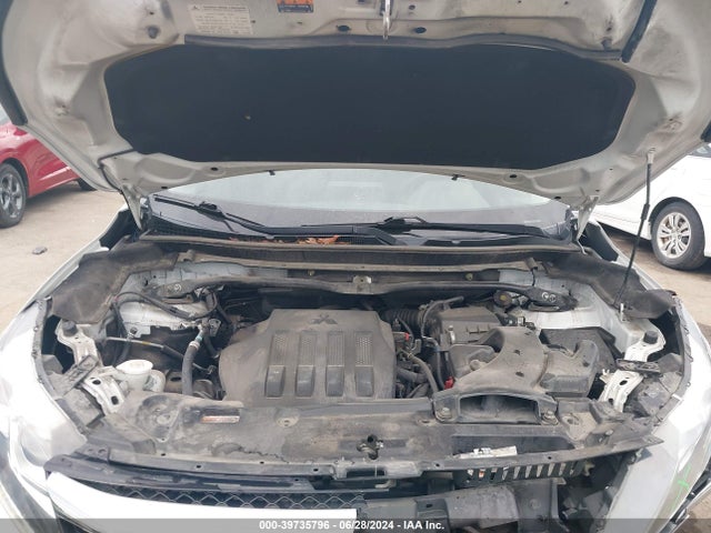 JA4AT5AA5JZ064607 Mitsubishi Eclipse Cross Se/sel