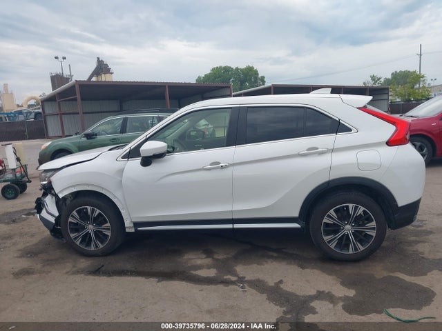 JA4AT5AA5JZ064607 Mitsubishi Eclipse Cross Se/sel