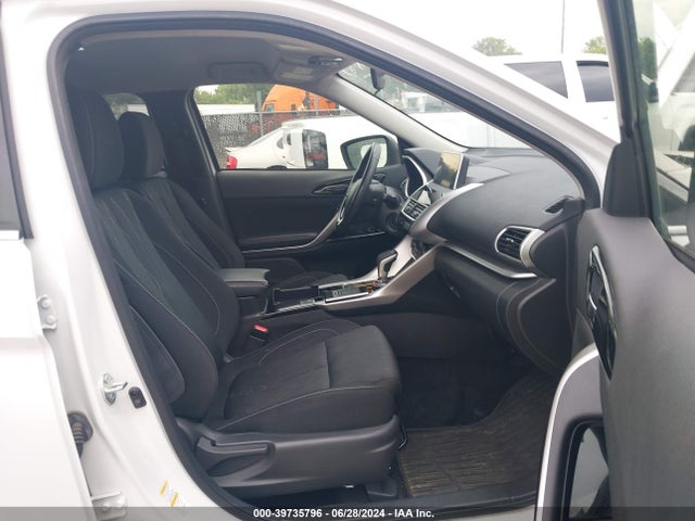 JA4AT5AA5JZ064607 Mitsubishi Eclipse Cross Se/sel