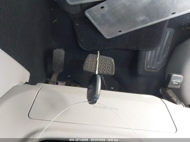 4T4BF1FK4ER431688 Toyota CAMRY LE