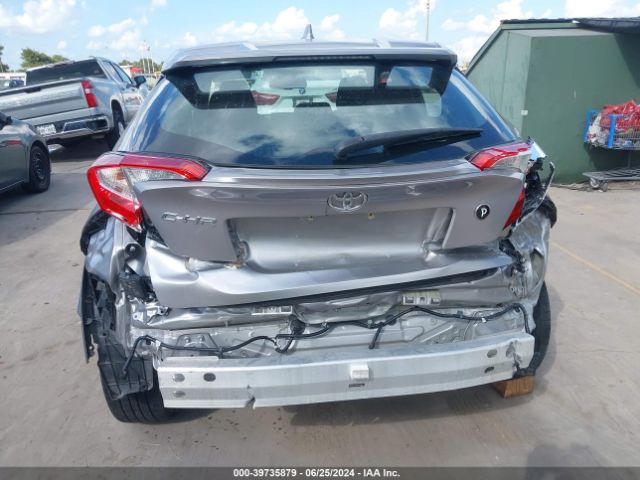 NMTKHMBX6JR012928 Toyota C-hr Xle Premium