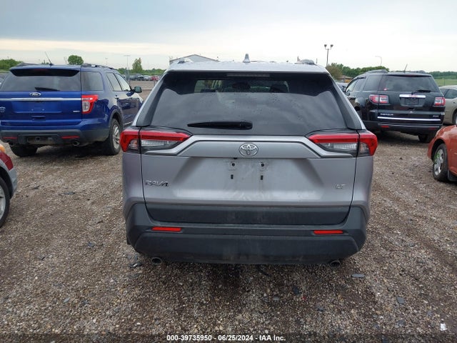 Toyota RAV4 LE 2021 JTMH1RFV5MD069918 Image 16