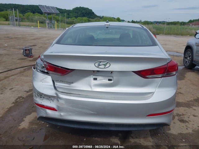 Hyundai ELANTRA SEL 2018 5NPD84LF1JH393898 Image 17
