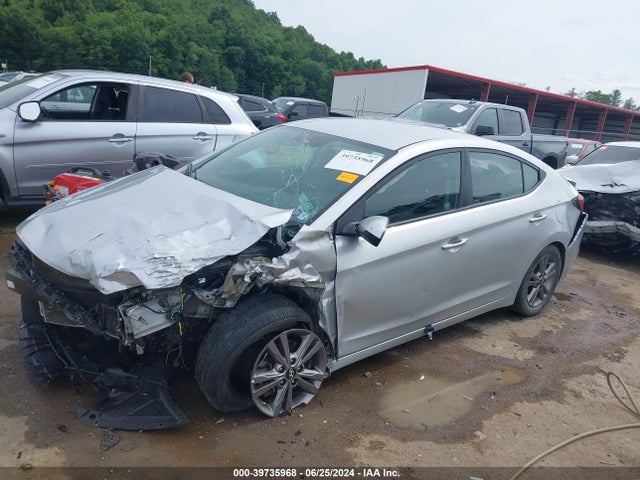 Hyundai ELANTRA SEL 2018 5NPD84LF1JH393898 Image 2
