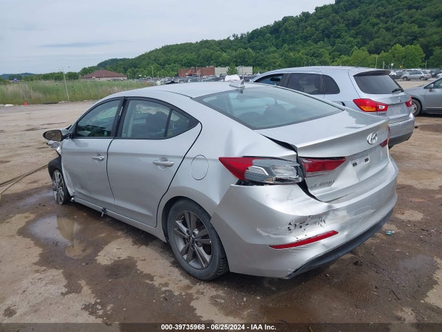Hyundai ELANTRA SEL 2018 5NPD84LF1JH393898 Image 3