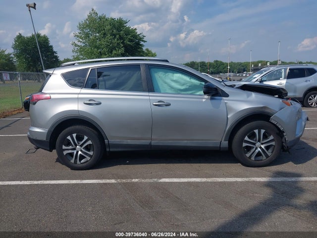 Toyota RAV4 LE 2016 2T3BFREV2GW420705 Image 13