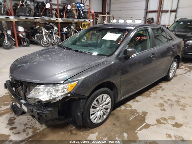 Toyota CAMRY LE 2014 4T4BF1FK7ER411113 Image 2