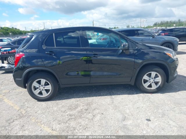 KL7CJNSM3NB523612 Chevrolet Trax Awd Ls