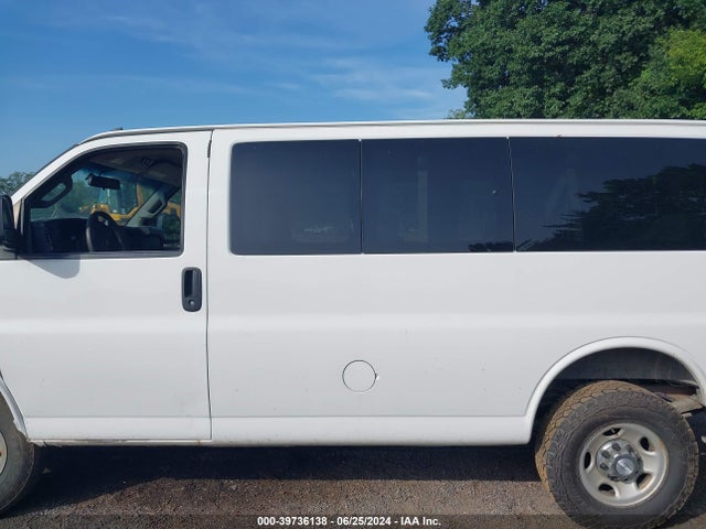 Chevrolet Express 3500 Lt 2017 1GAZGMFFXH1226051 Image 15