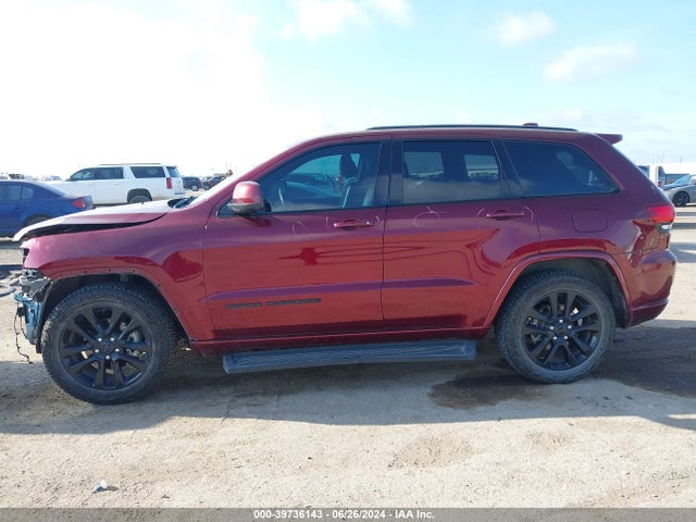 1C4RJEAG0HC925580 Jeep Grand Cherokee Altitude 4x2