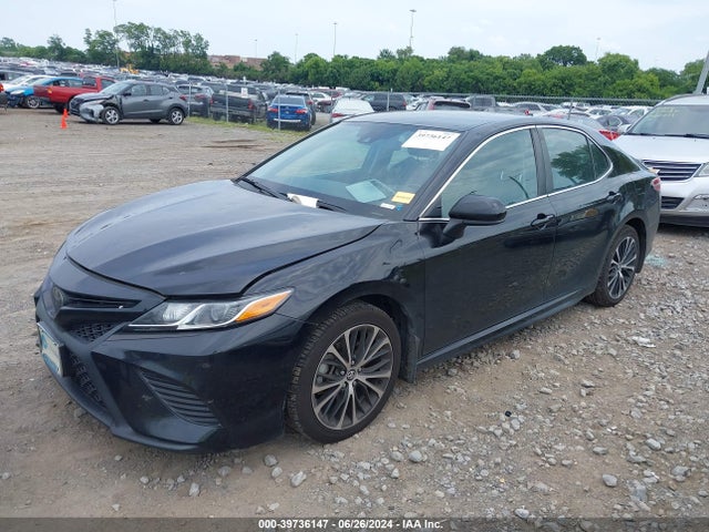 Toyota CAMRY SE 2020 4T1G11AK3LU873977 Image 2