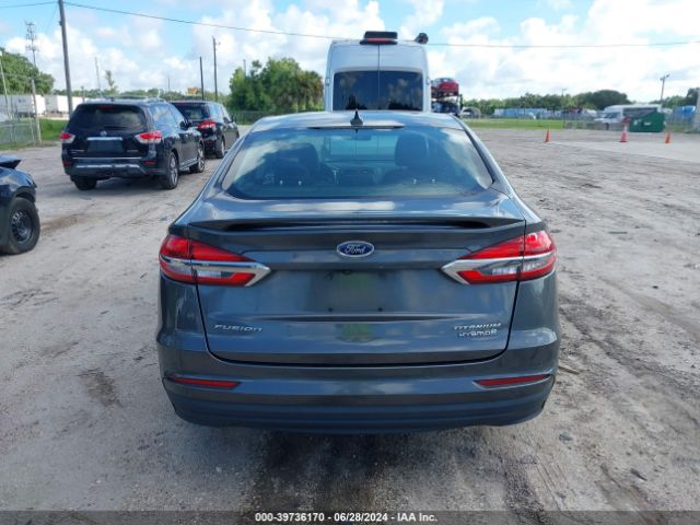3FA6P0RU9KR138902 Ford Fusion Hybrid Titanium