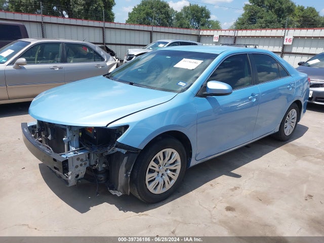 Toyota CAMRY LE 2014 4T4BF1FK5ER347587 Image 2