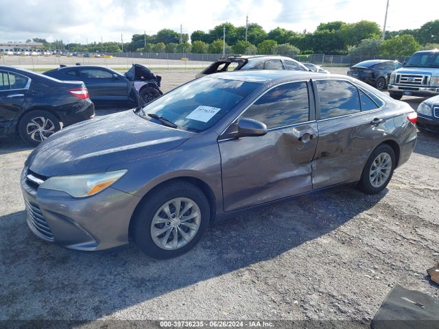 Toyota CAMRY LE 2017 4T1BF1FK1HU337945 Image 2