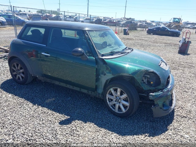2011 MINI COOPER S WMWSV3C51BTY24932 Photo 0