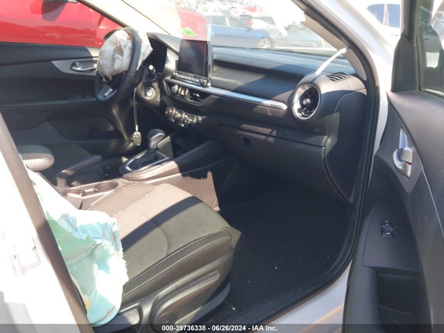 KIA Forte Lxs 2022 3KPF24ADXNE430677 Image 5