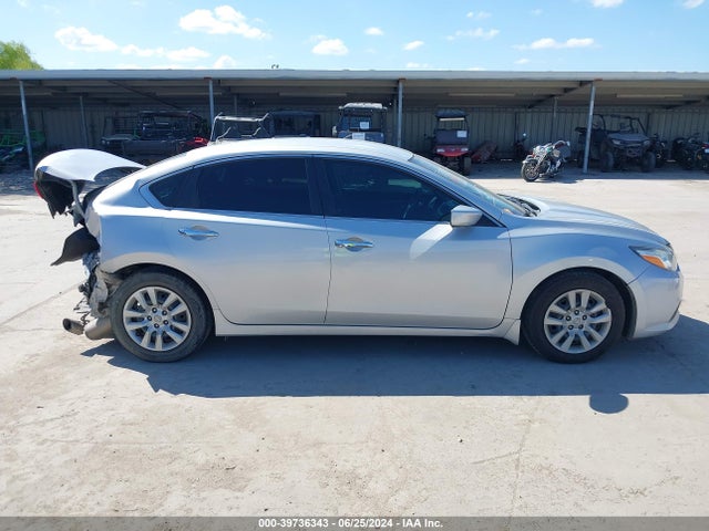 Nissan Altima 2.5 S 2017 1N4AL3AP7HC496827 Image 14