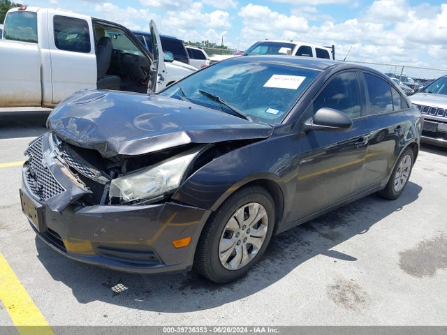Chevrolet Cruze Ls Auto 2014 1G1PA5SH4E7178559 Image 2