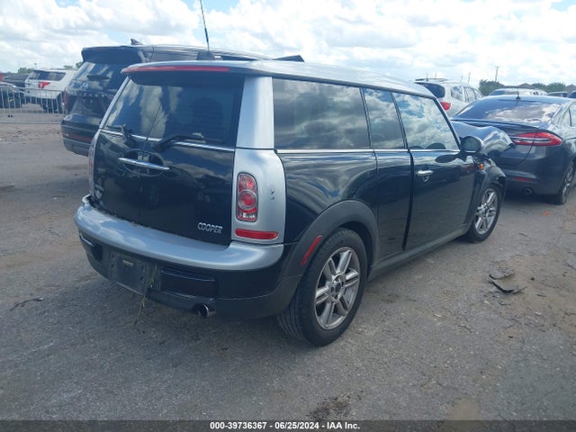 2011 MINI COOPER CLUBMAN WMWZF3C52BT188663 Photo 3