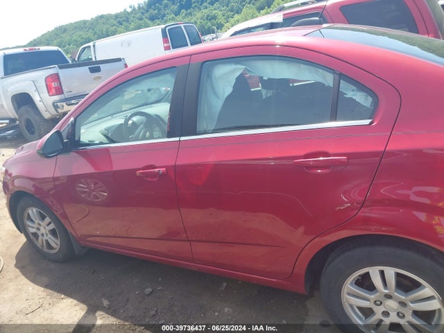 Chevrolet Sonic Lt Auto 2015 1G1JC5SB5F4208750 Image 14