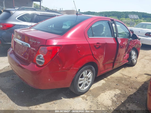 Chevrolet Sonic Lt Auto 2015 1G1JC5SB5F4208750 Image 4