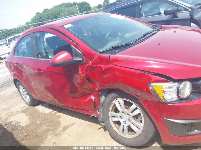 Chevrolet Sonic Lt Auto 2015 1G1JC5SB5F4208750 Image 6