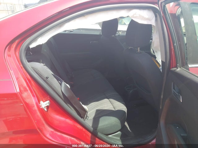 Chevrolet Sonic Lt Auto 2015 1G1JC5SB5F4208750 Image 8