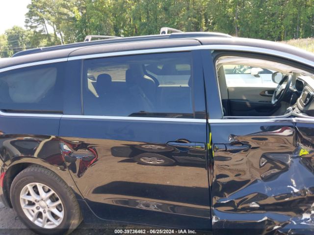 2C4RC1DG7LR217325 Chrysler Voyager Lxi