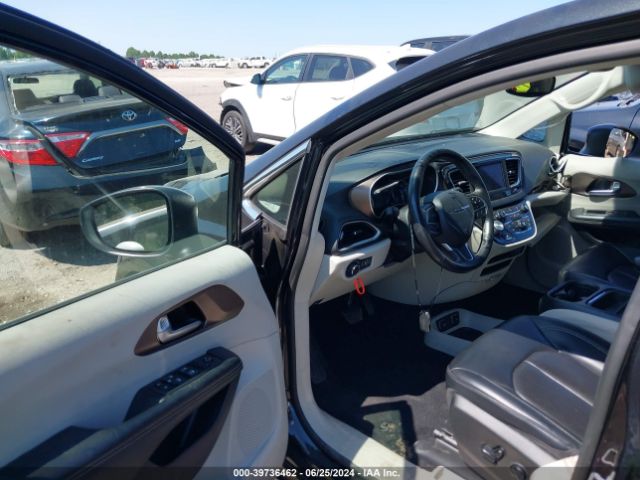 2C4RC1DG7LR217325 Chrysler Voyager Lxi