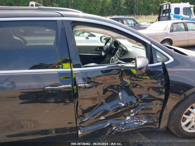 2C4RC1DG7LR217325 Chrysler Voyager Lxi