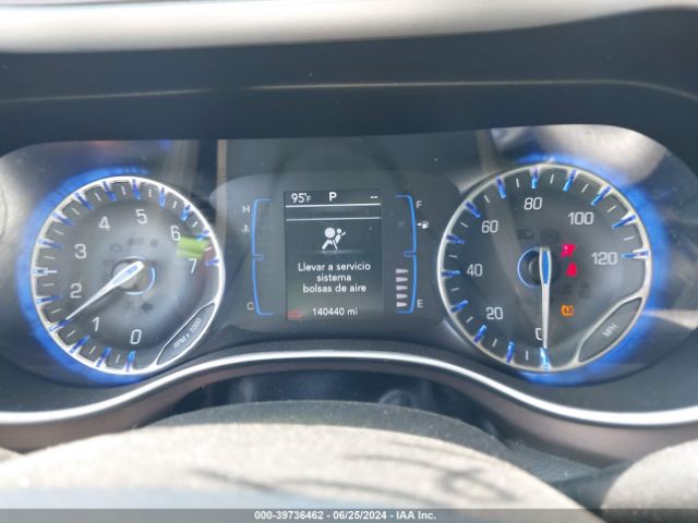 2C4RC1DG7LR217325 Chrysler Voyager Lxi