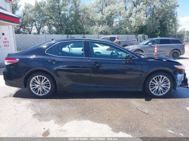 4T1F11AK7LU351090 Toyota CAMRY XLE