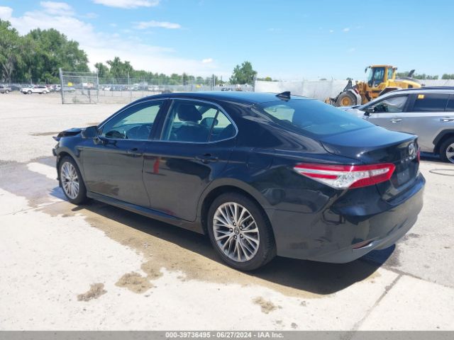 4T1F11AK7LU351090 Toyota CAMRY XLE
