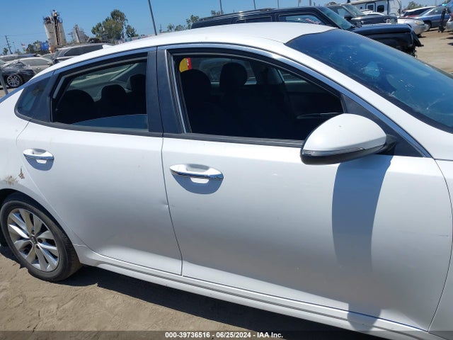 KIA Optima Lx 2018 5XXGT4L31JG272074 Image 12