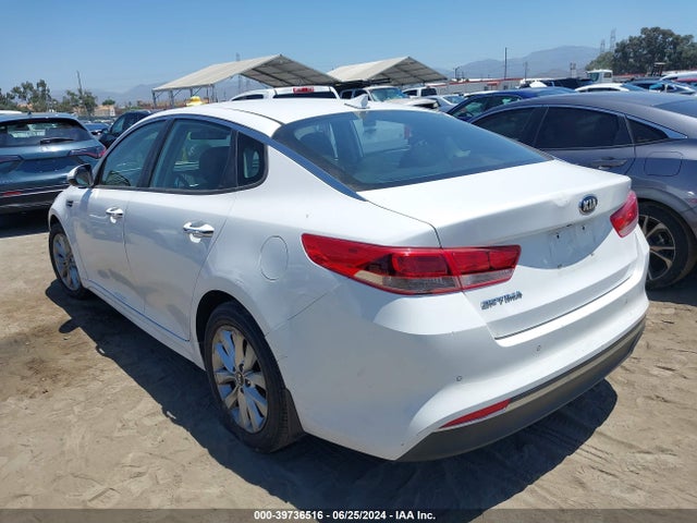 KIA Optima Lx 2018 5XXGT4L31JG272074 Image 3