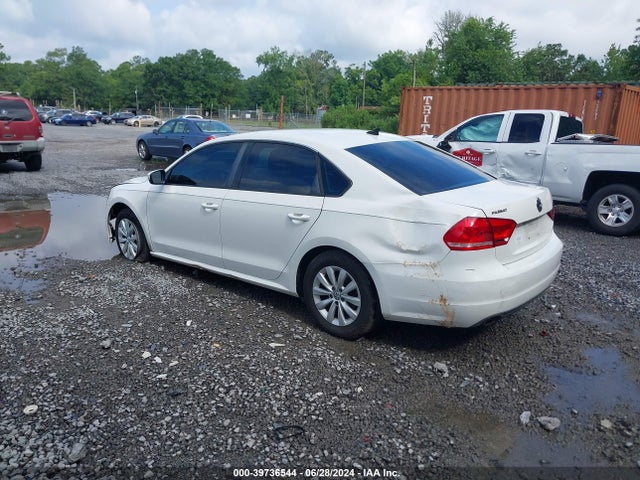 Volkswagen Passat 2.5l Wolfsburg Edition 2014 1VWAP7A33EC009621 Image 3