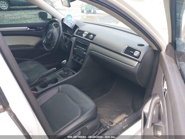 Volkswagen Passat 2.5l Wolfsburg Edition 2014 1VWAP7A33EC009621 Image 5