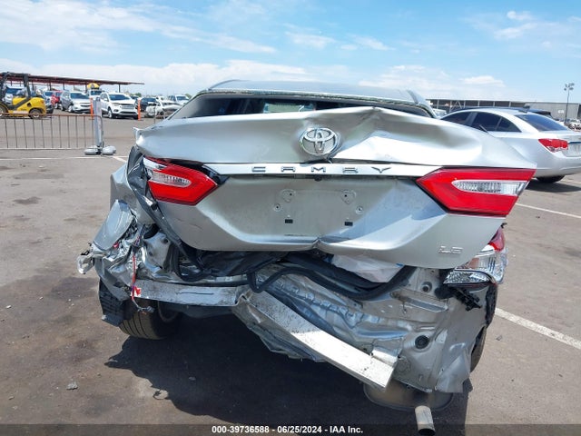 Toyota CAMRY LE 2018 JTNB11HK1J3050239 Image 16