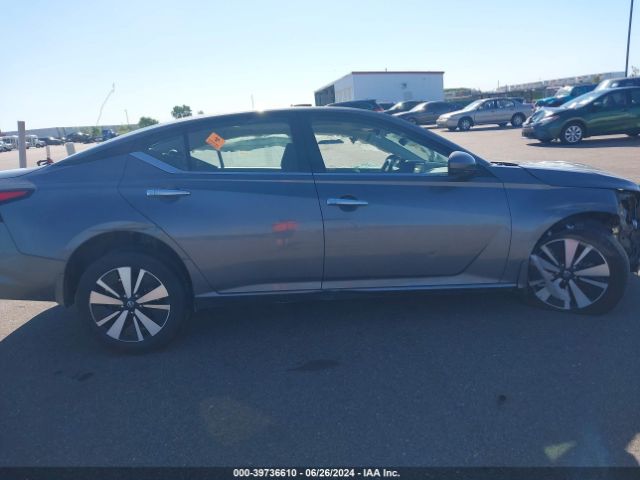 1N4BL4DW7MN414624 Nissan Altima Sv Intelligent Awd