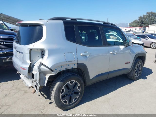 ZACCJBCT3FPB79813 Jeep Renegade Trailhawk