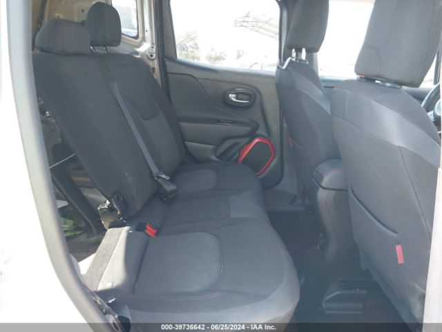 ZACCJBCT3FPB79813 Jeep Renegade Trailhawk