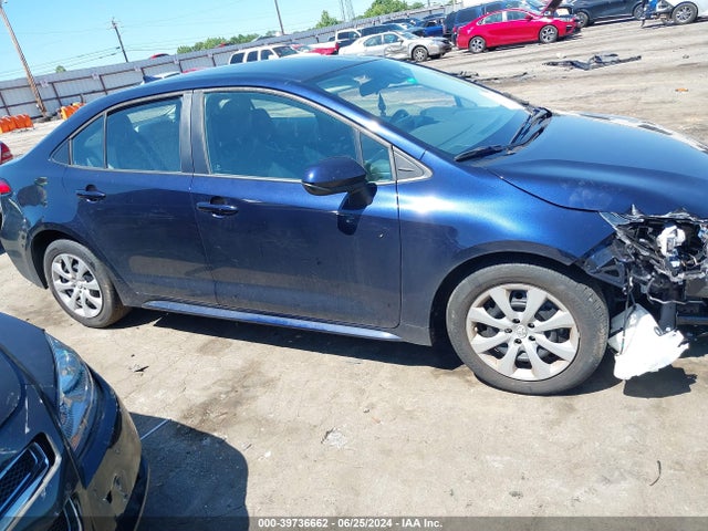 Toyota COROLLA LE 2022 5YFEPMAE3NP331915 Image 13