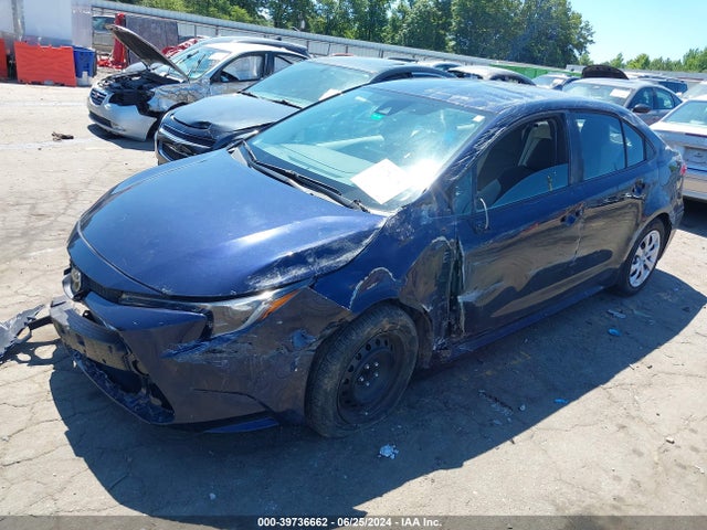Toyota COROLLA LE 2022 5YFEPMAE3NP331915 Image 2